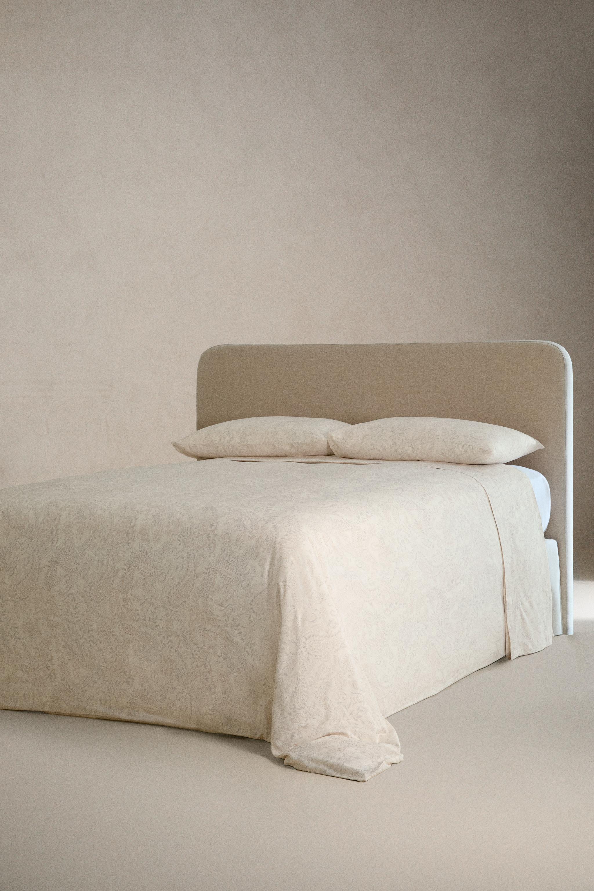 PAISLEY SATEEN DUVET COVER